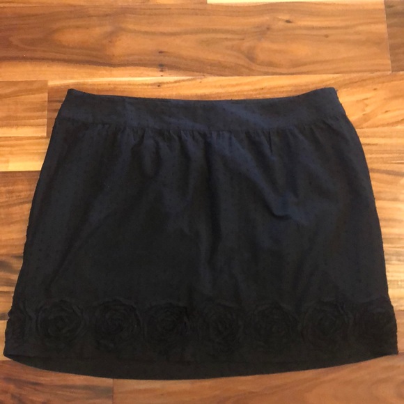 torrid Dresses & Skirts - TORRID EMBROIDERED MINI SKIRT